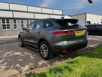 Used Jaguar F-Pace 2016 for sale - 78975542: Photo