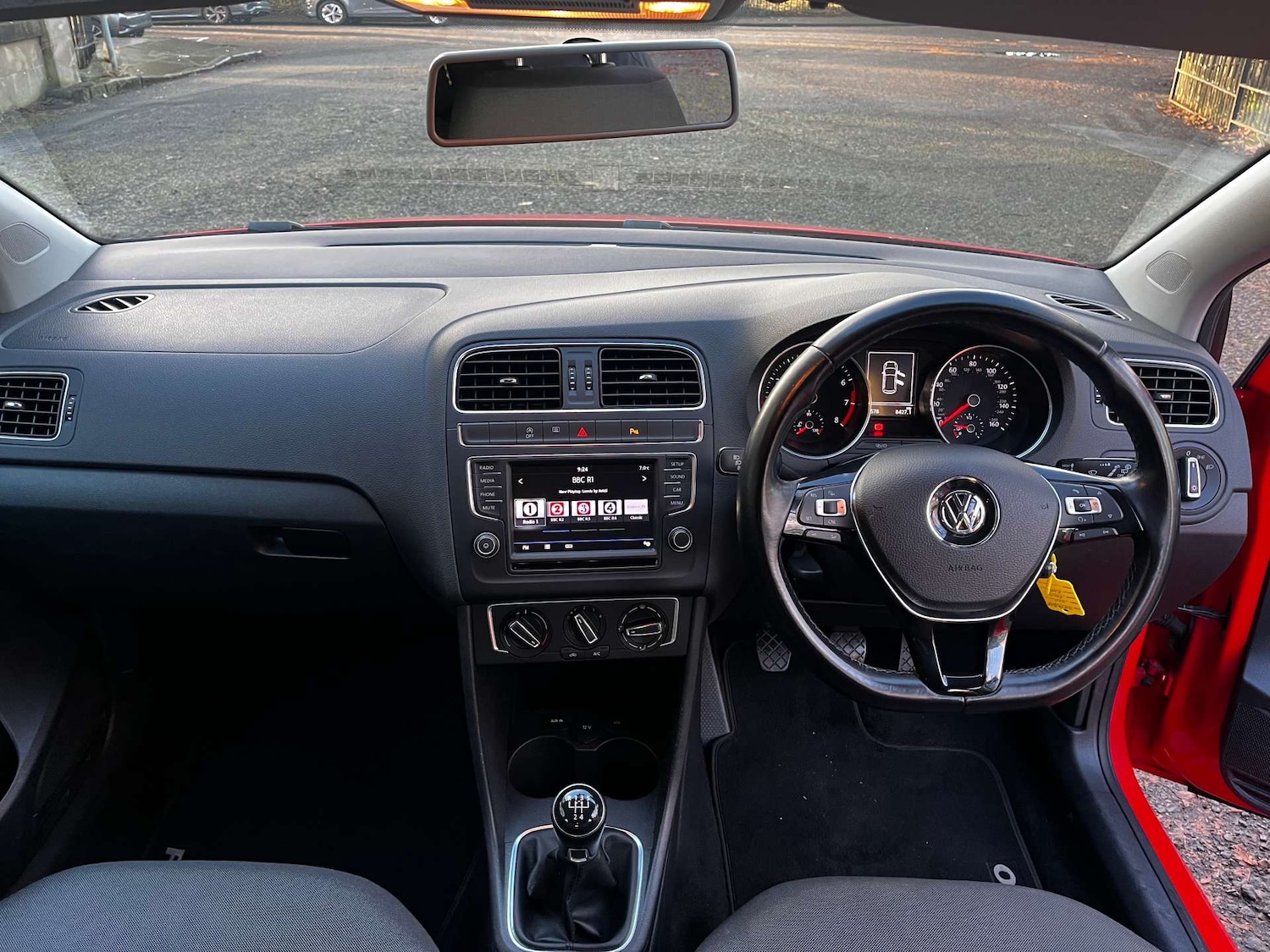 Used Volkswagen Polo 2017 for sale - 77128583: Photo 10