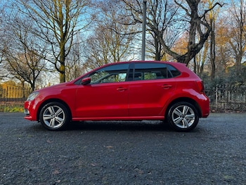 Used Volkswagen Polo 2017 for sale - 77128583: Photo