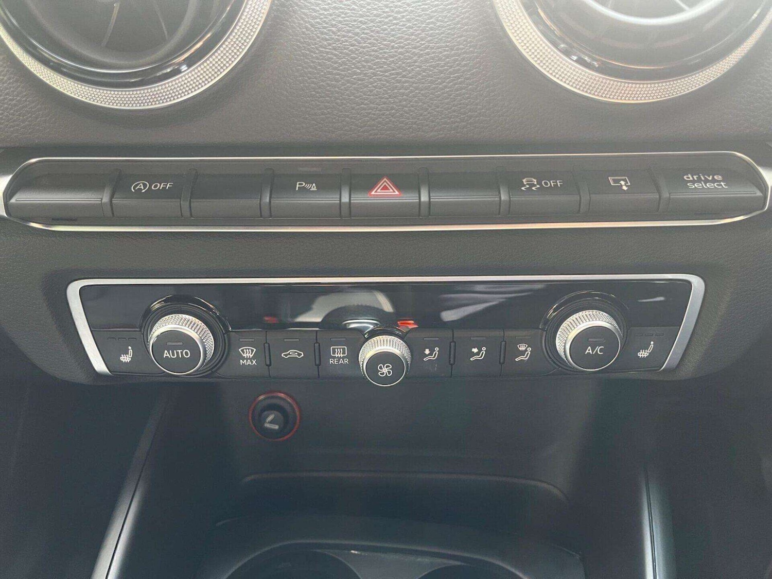 Used Audi A3 2015 for sale - 77128522: Photo 42