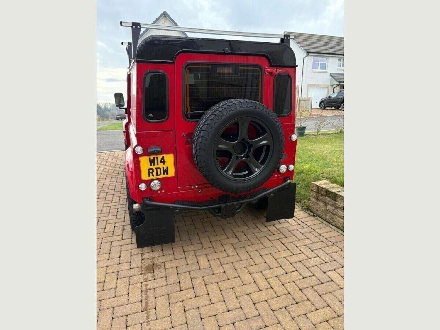 Used Land Rover Defender 2015 for sale - 76462010: Photo 4
