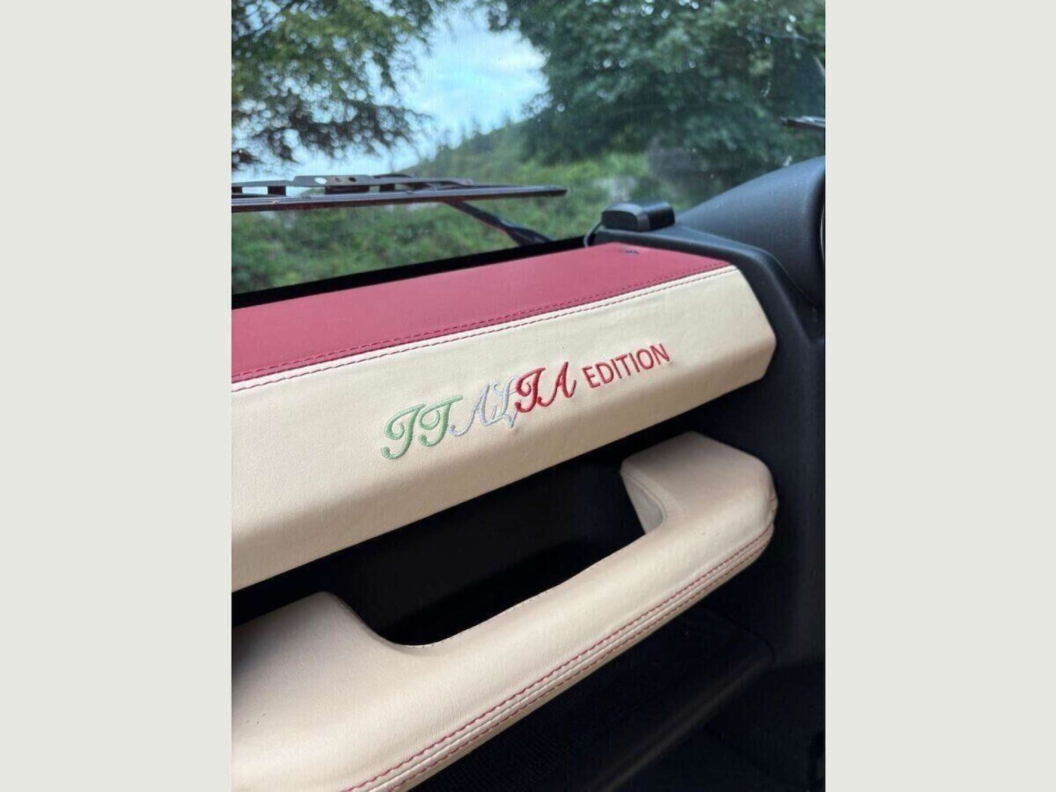 Used Land Rover Defender 2015 for sale - 76462010: Photo 8