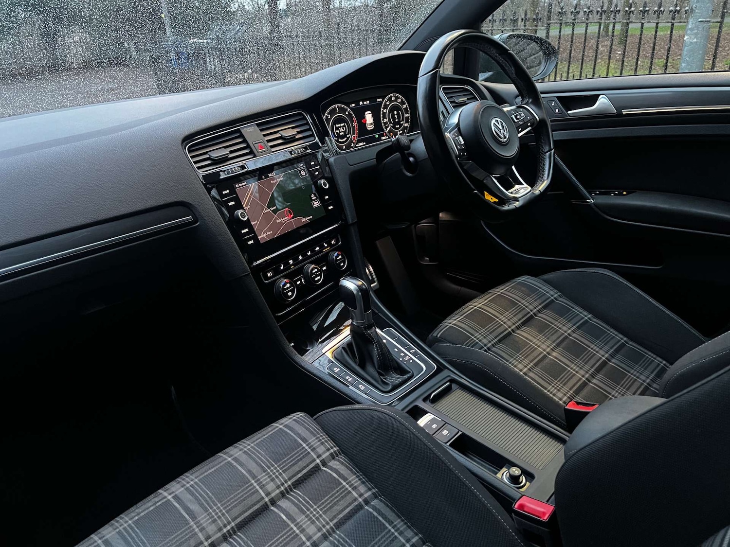 Used Volkswagen Golf 2018 for sale - 77128591: Photo 36