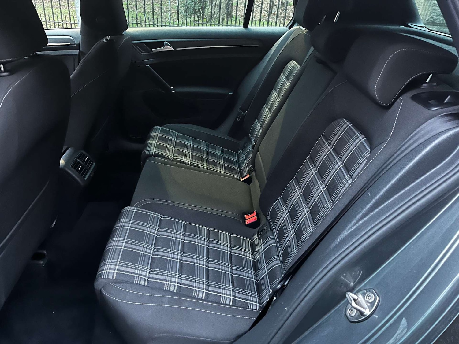 Used Volkswagen Golf 2018 for sale - 77128591: Photo 37