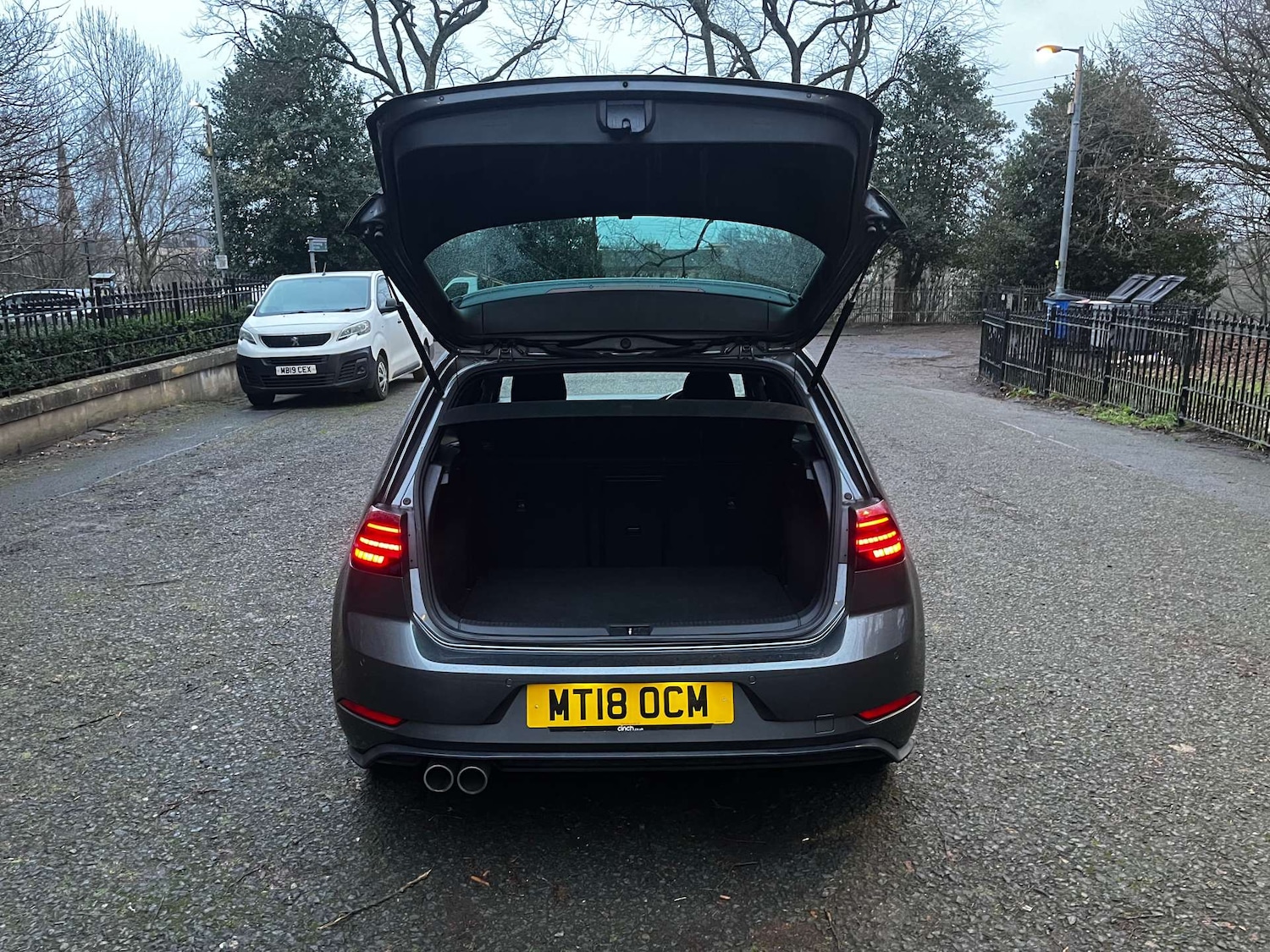 Used Volkswagen Golf 2018 for sale - 77128591: Photo 38