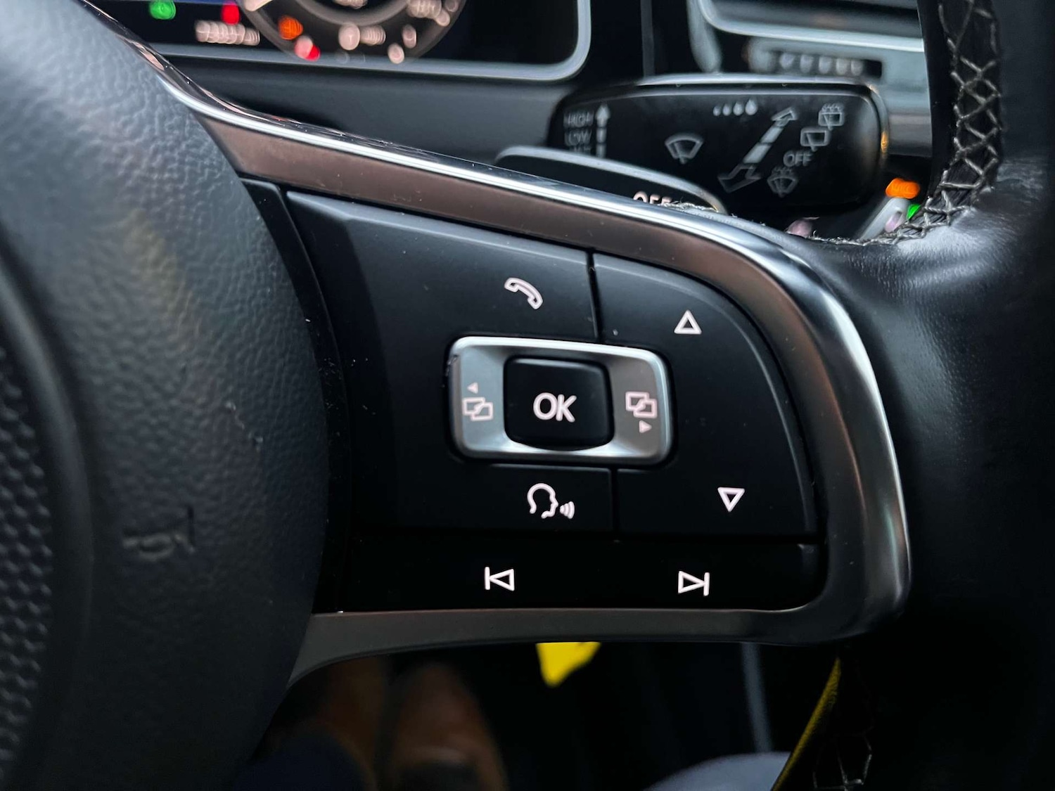 Used Volkswagen Golf 2018 for sale - 77128591: Photo 42