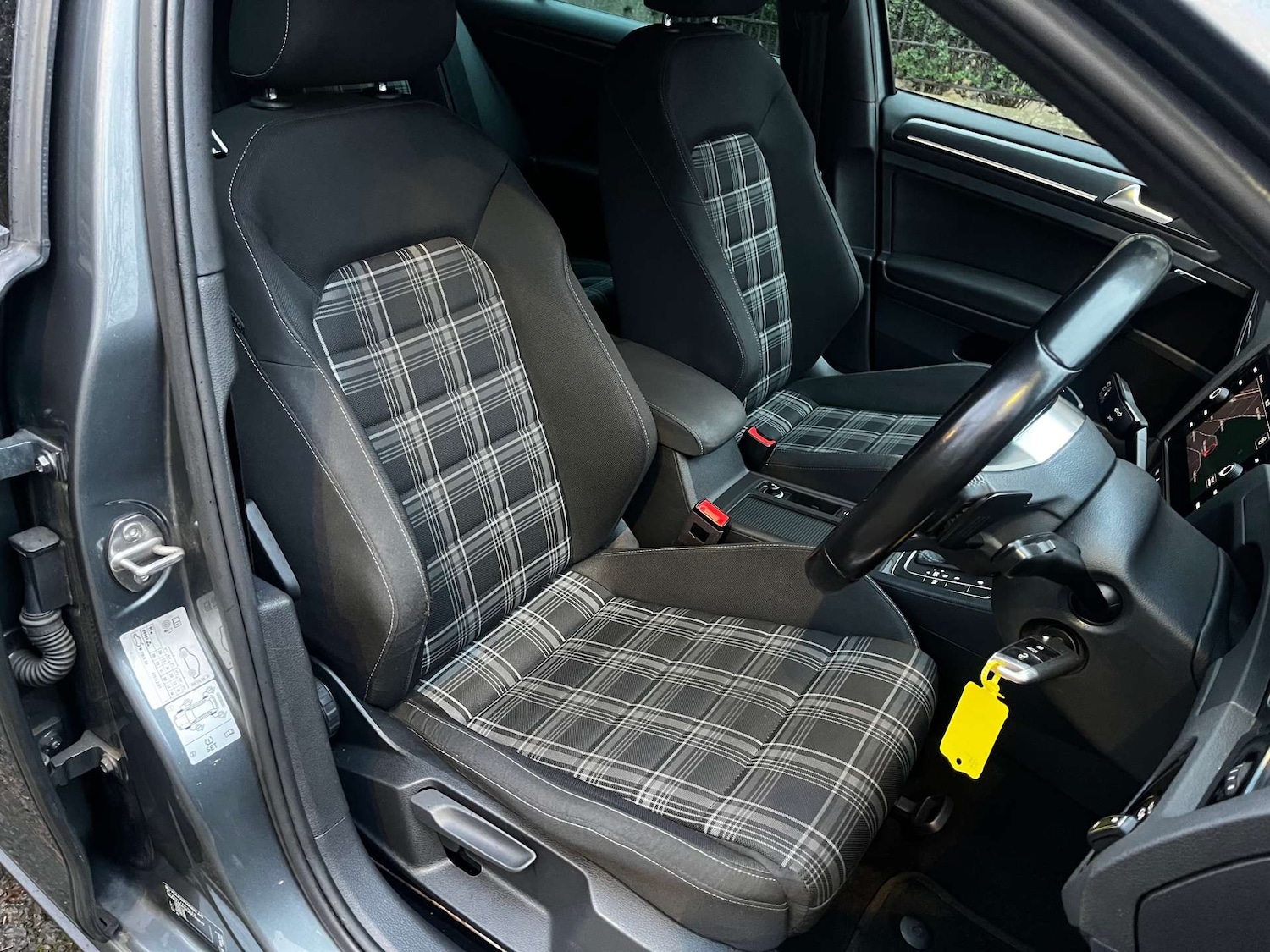 Used Volkswagen Golf 2018 for sale - 77128591: Photo 8