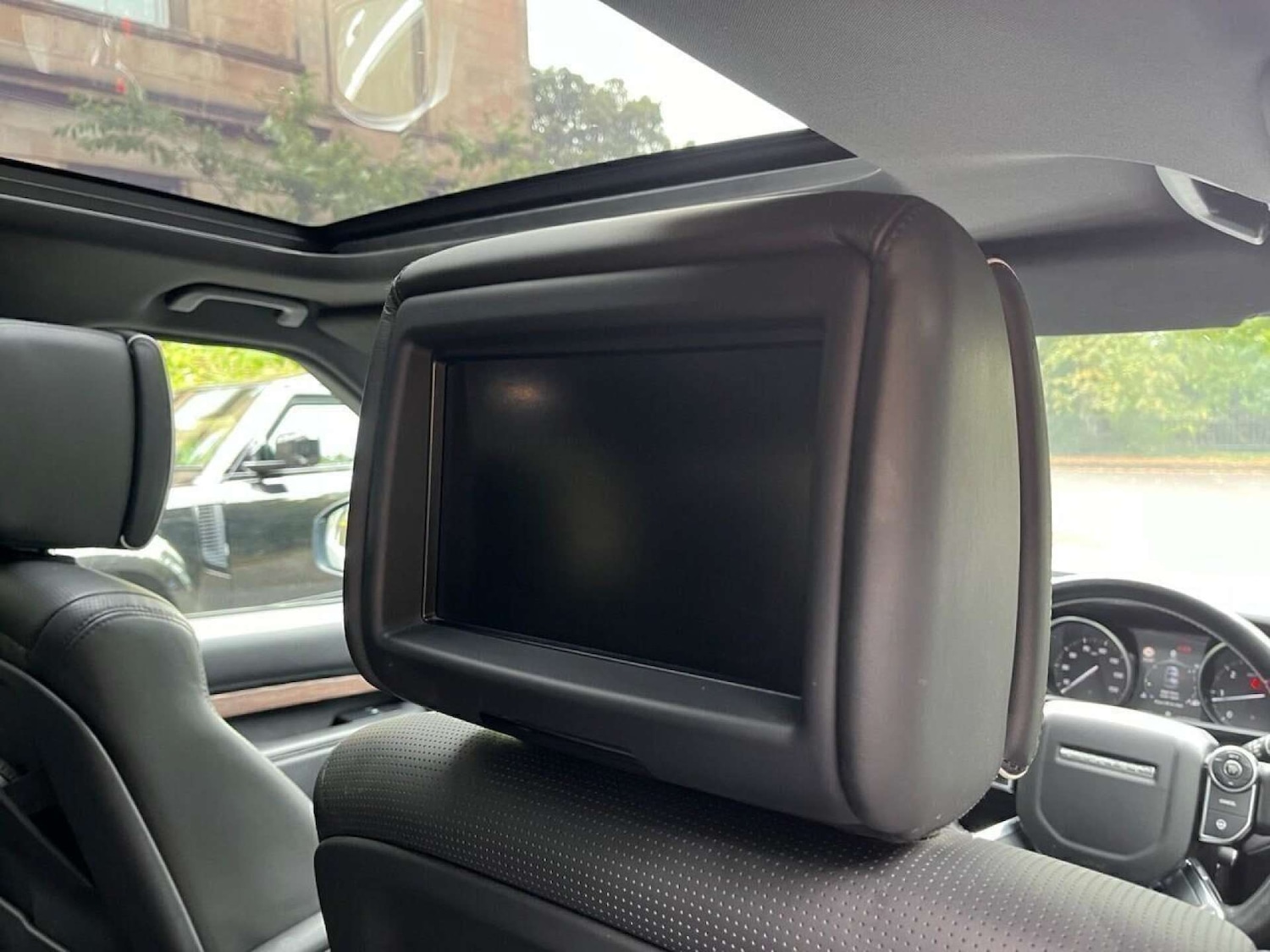 Used Land Rover Discovery 2017 for sale - 77128543: Photo 14