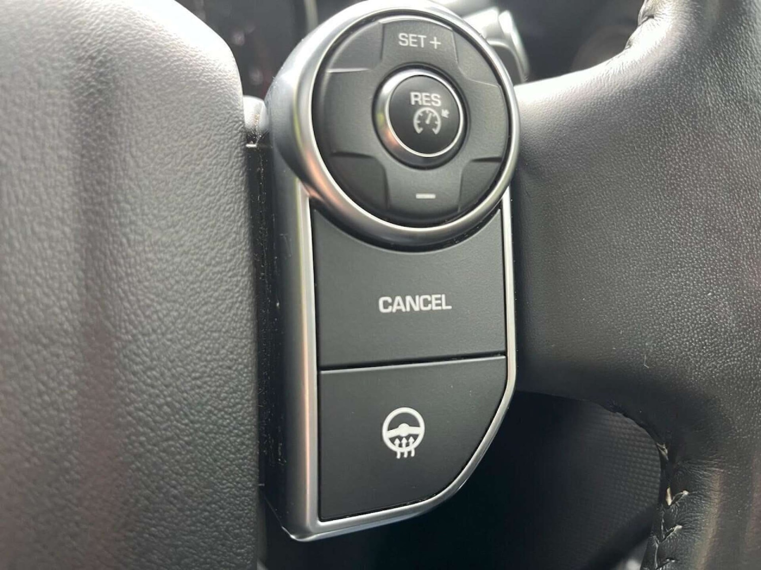 Used Land Rover Discovery 2017 for sale - 77128543: Photo 17