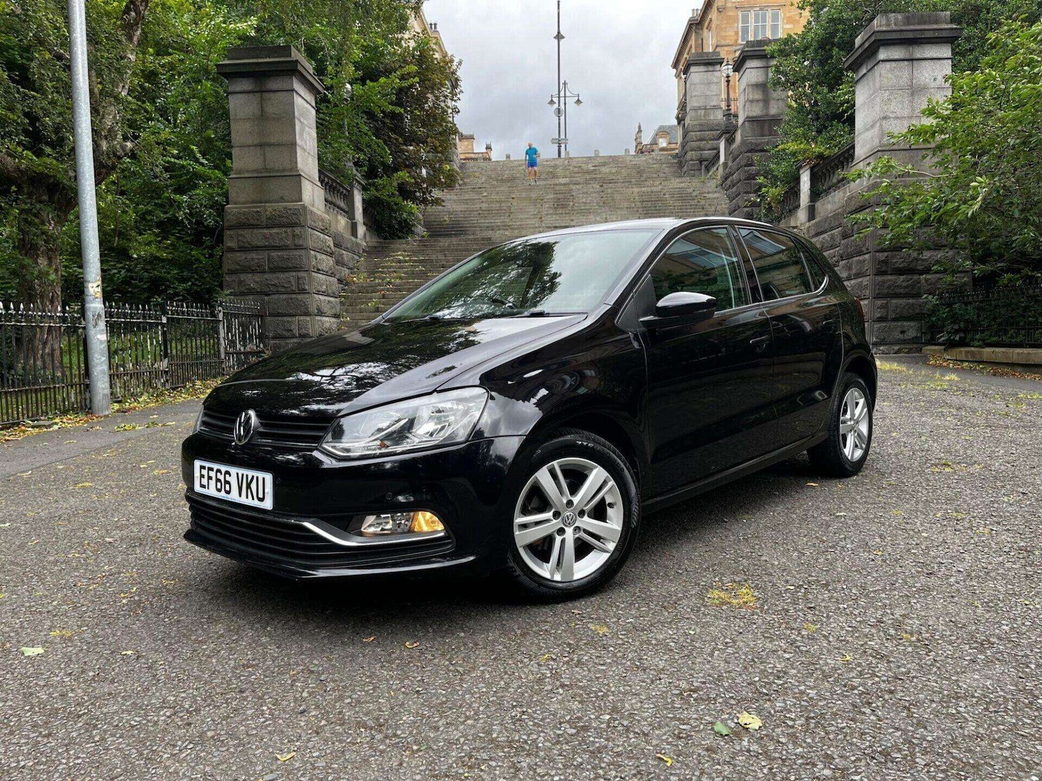 Used Volkswagen Polo 2016 for sale - 76462040: Photo 1