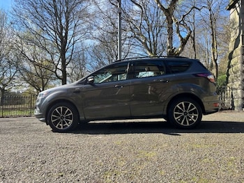 Used Ford Kuga 2016 for sale - 76462056: Photo