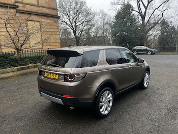 Used Land Rover Discovery Sport 2015 for sale - 77734995: Photo