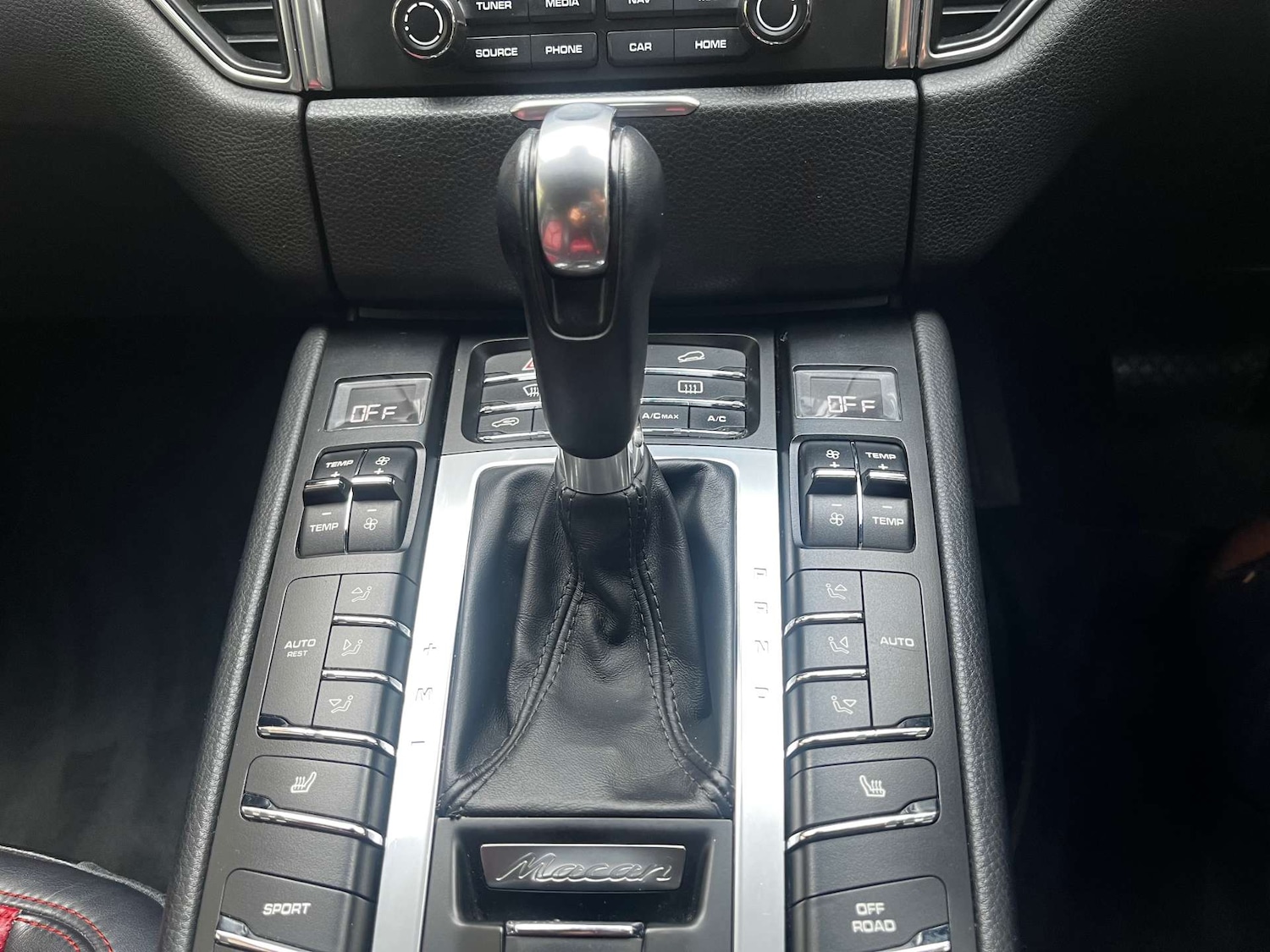 Used Porsche Macan 2017 for sale - 77128552: Photo 46