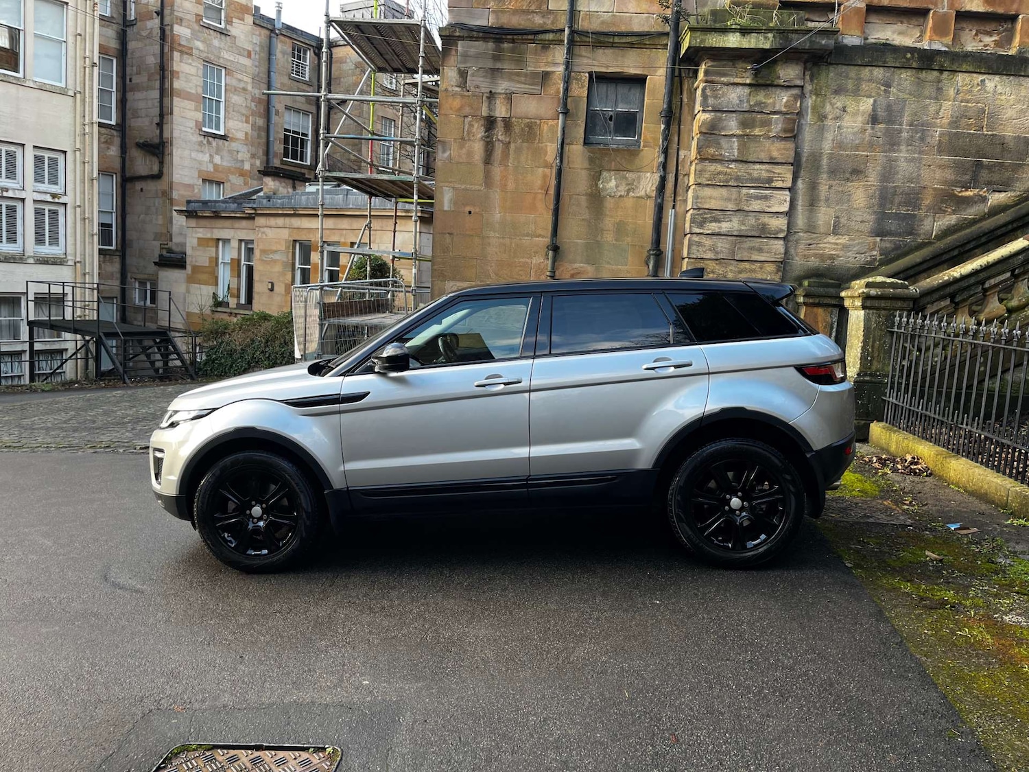 Used Land Rover Range Rover Evoque 2017 for sale - 77128587: Photo 2