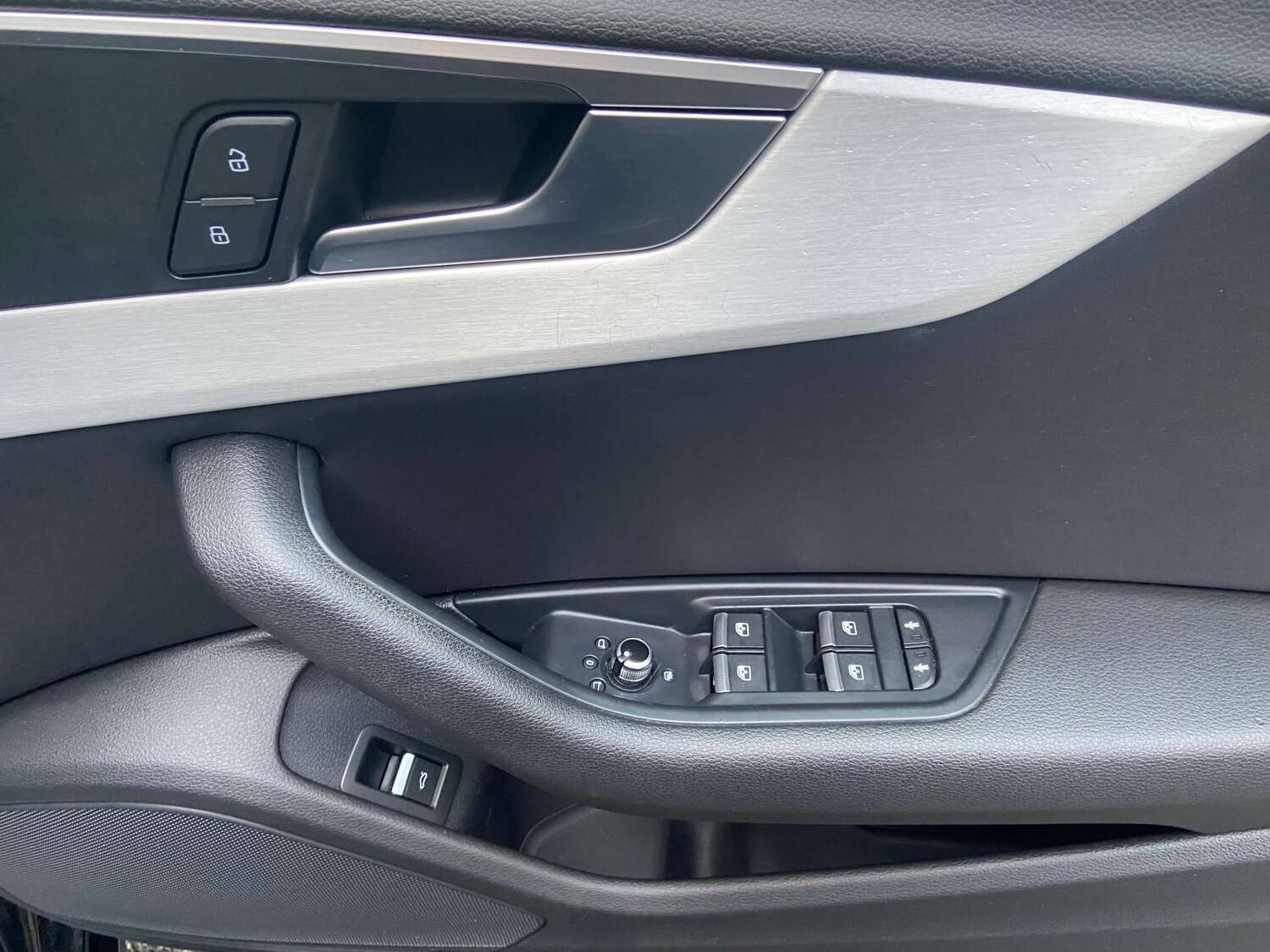 Used Audi A4 2016 for sale - 77245594: Photo 23