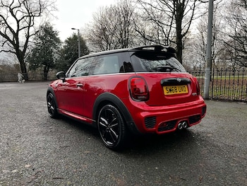 Used MINI Hatch 2018 for sale - 76829931: Photo