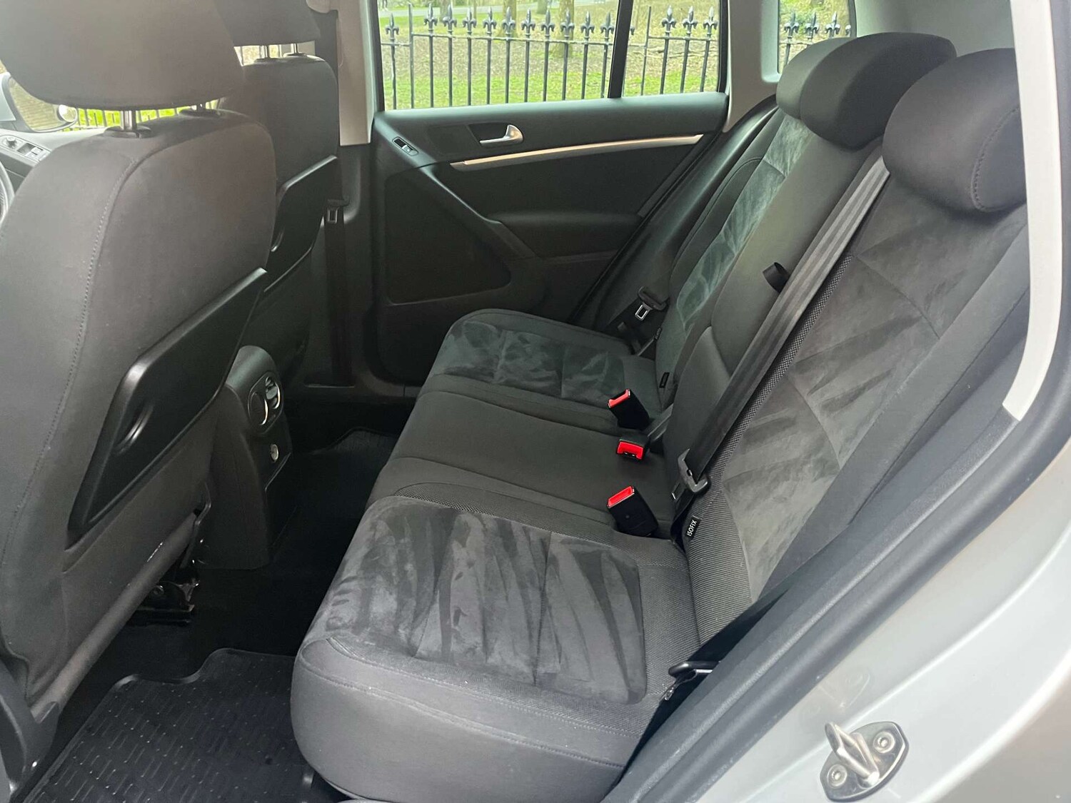 Used Volkswagen Tiguan 2015 for sale - 77715667: Photo 15