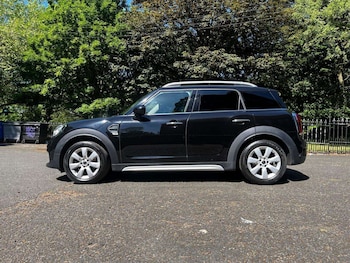 Used MINI Countryman 2018 for sale - 76462008: Photo
