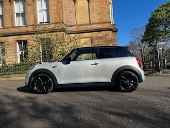 Used MINI Hatch 2018 for sale - 78330569: Photo