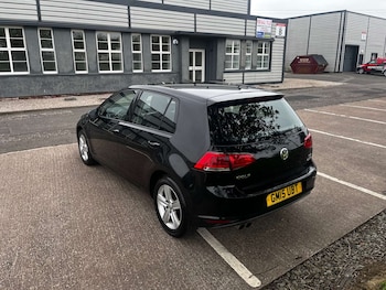 Used Volkswagen Golf 2015 for sale - 78953261: Photo