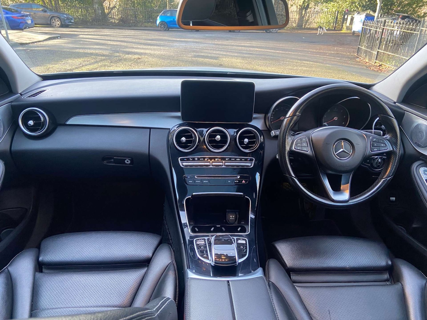 Used Mercedes-Benz C Class 2015 for sale - 77417582: Photo 8