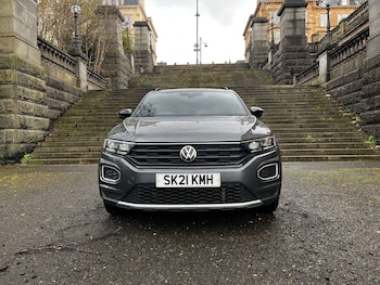 Used Volkswagen T-Roc 2021 for sale - 78152405: Photo