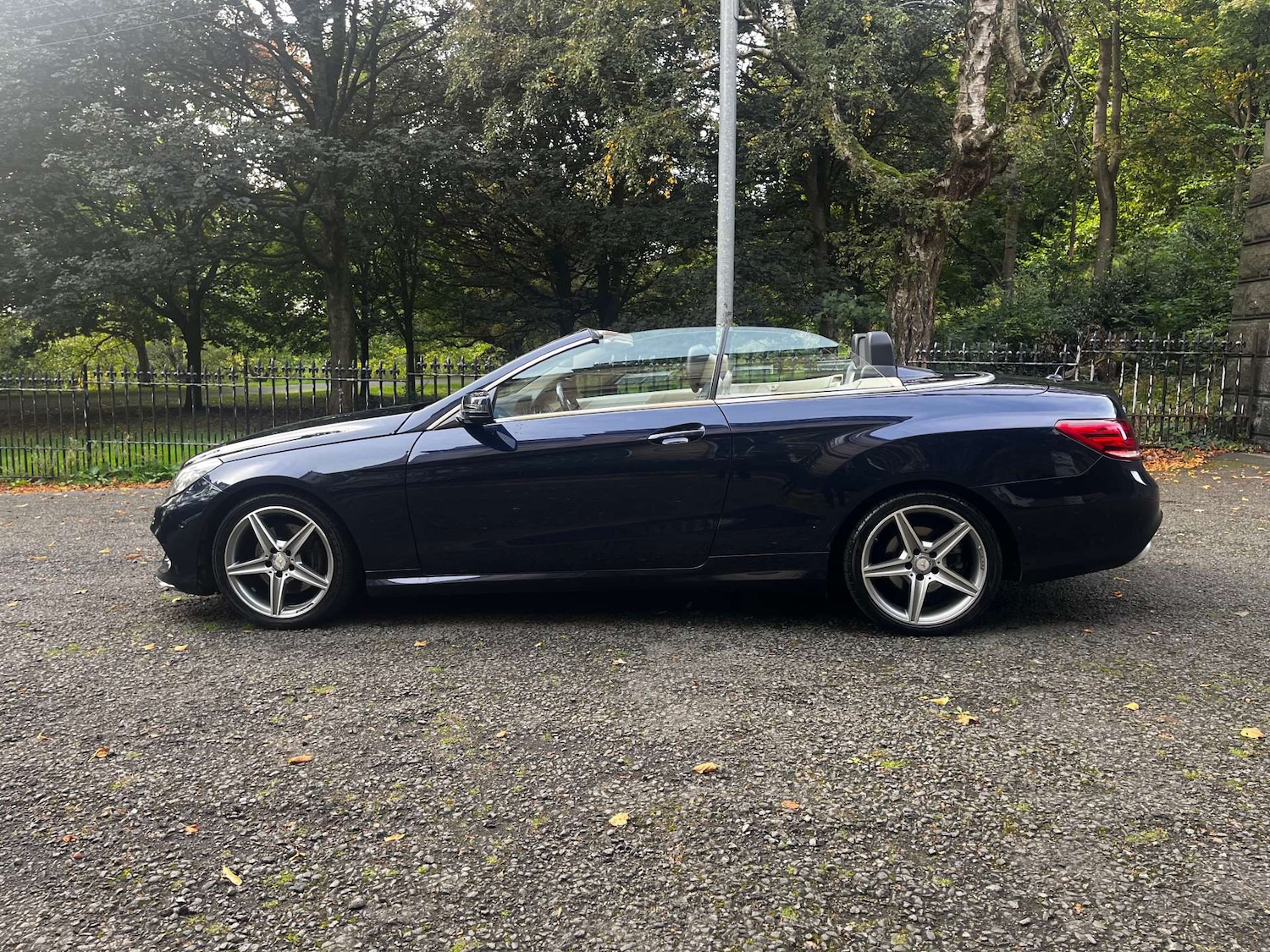 Used Mercedes-Benz E Class 2014 for sale - 76462042: Photo 3