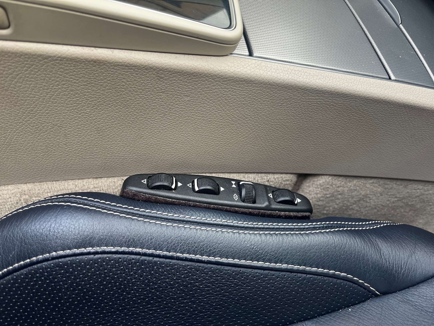 Used Mercedes-Benz E Class 2014 for sale - 76462042: Photo 58