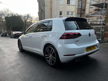 Used Volkswagen Golf 2018 for sale - 76894459: Photo