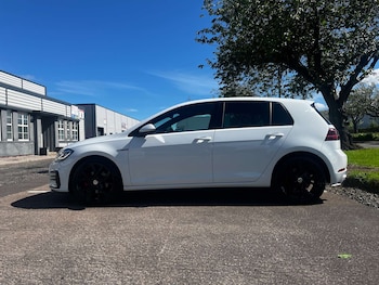 Used Volkswagen Golf 2017 for sale - 78697924: Photo
