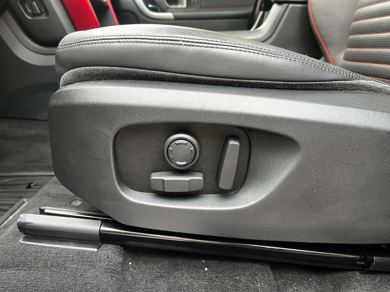 Used Land Rover Discovery Sport 2017 for sale - 77128565: Photo 18