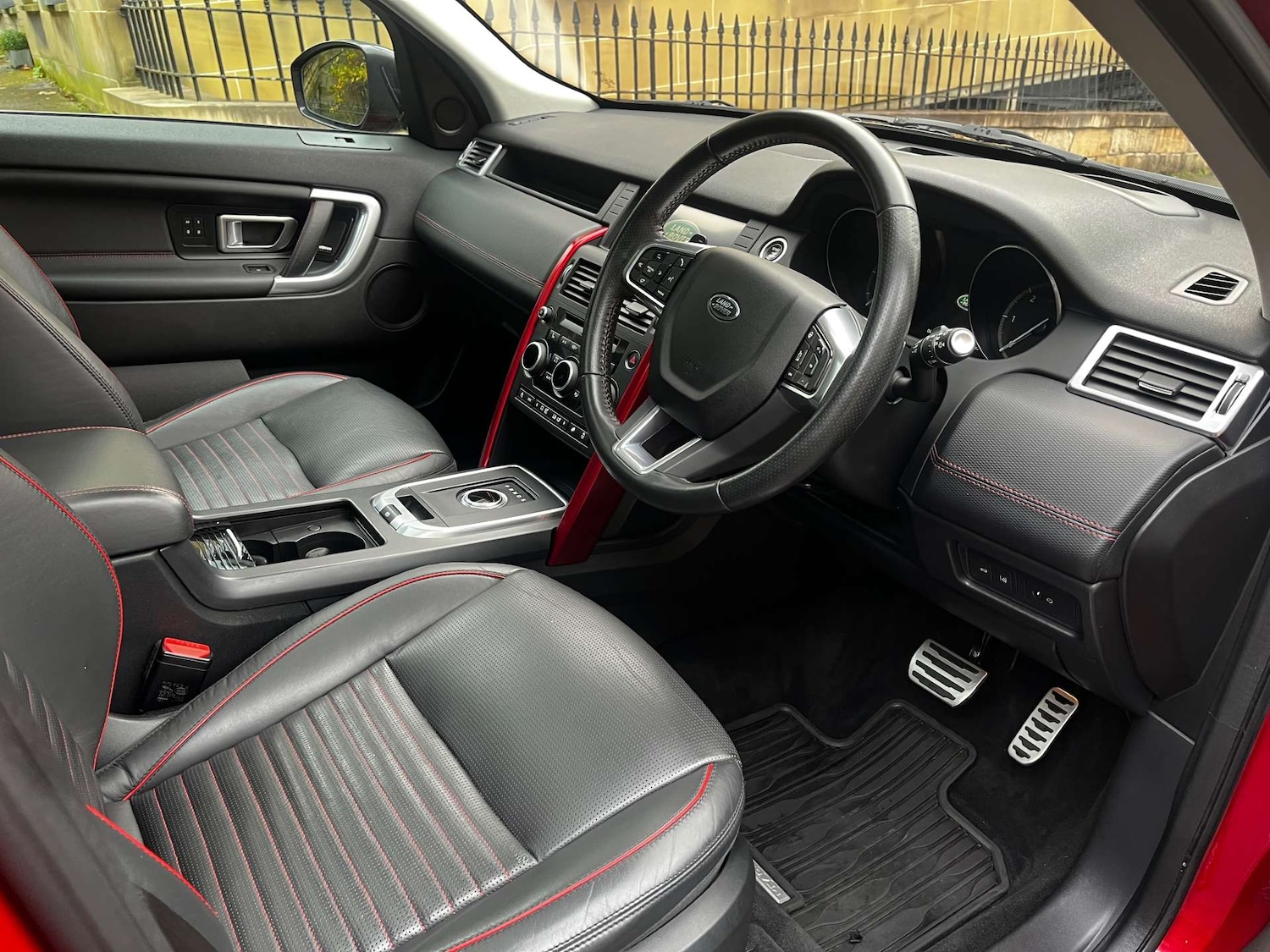 Used Land Rover Discovery Sport 2017 for sale - 77128565: Photo 24