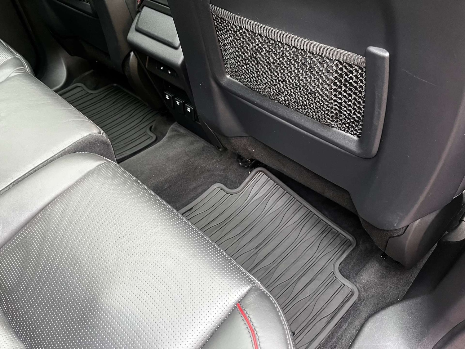 Used Land Rover Discovery Sport 2017 for sale - 77128565: Photo 51