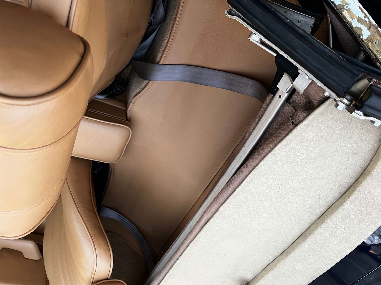 Used Jaguar E-Type 1972 for sale - 77035661: Photo 24