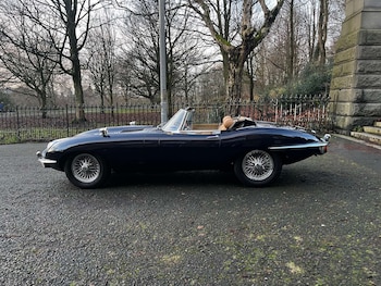 Used Jaguar E-Type 1972 for sale - 77035661: Photo