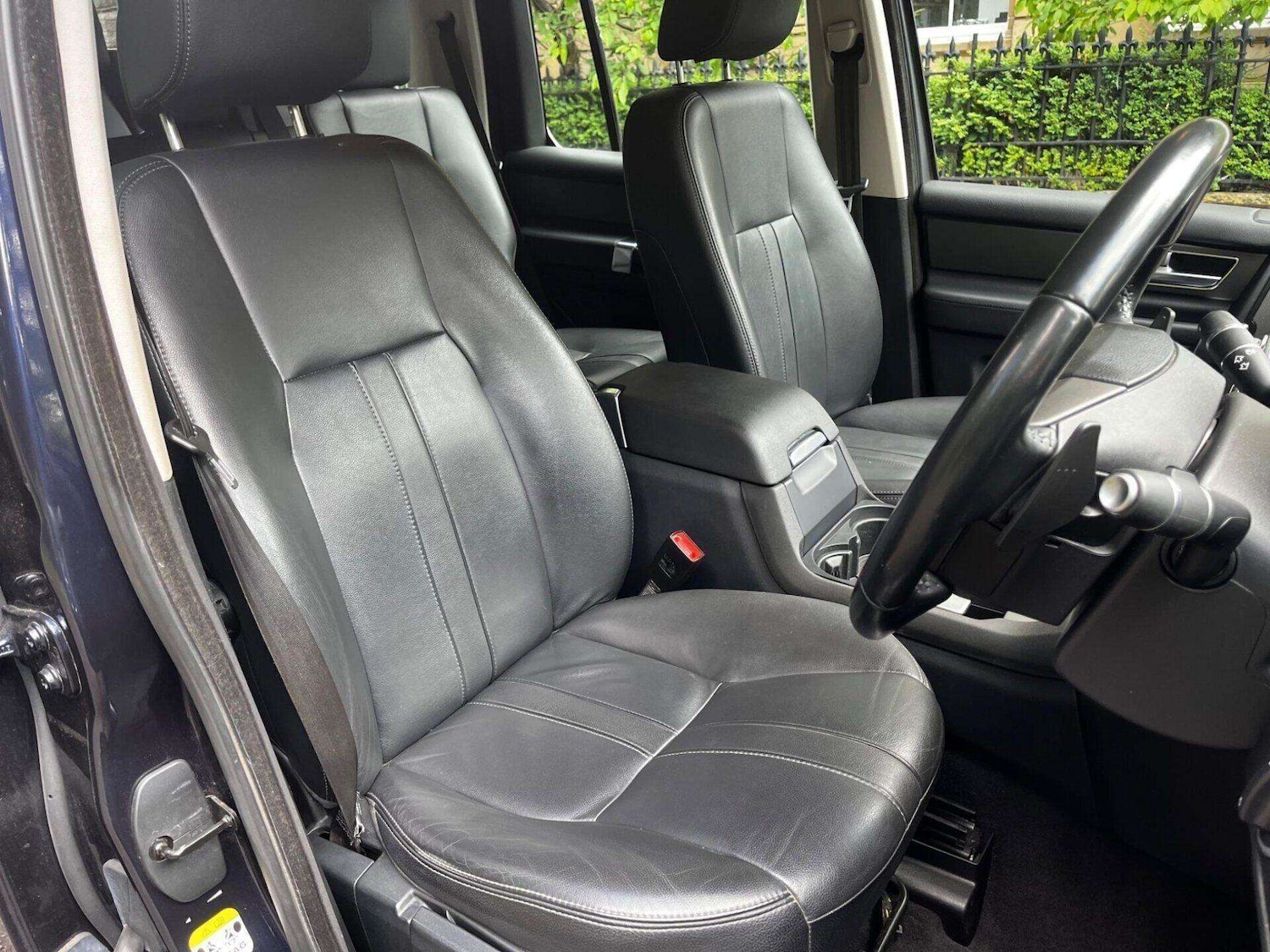 Used Land Rover Discovery 2016 for sale - 76462124: Photo 14