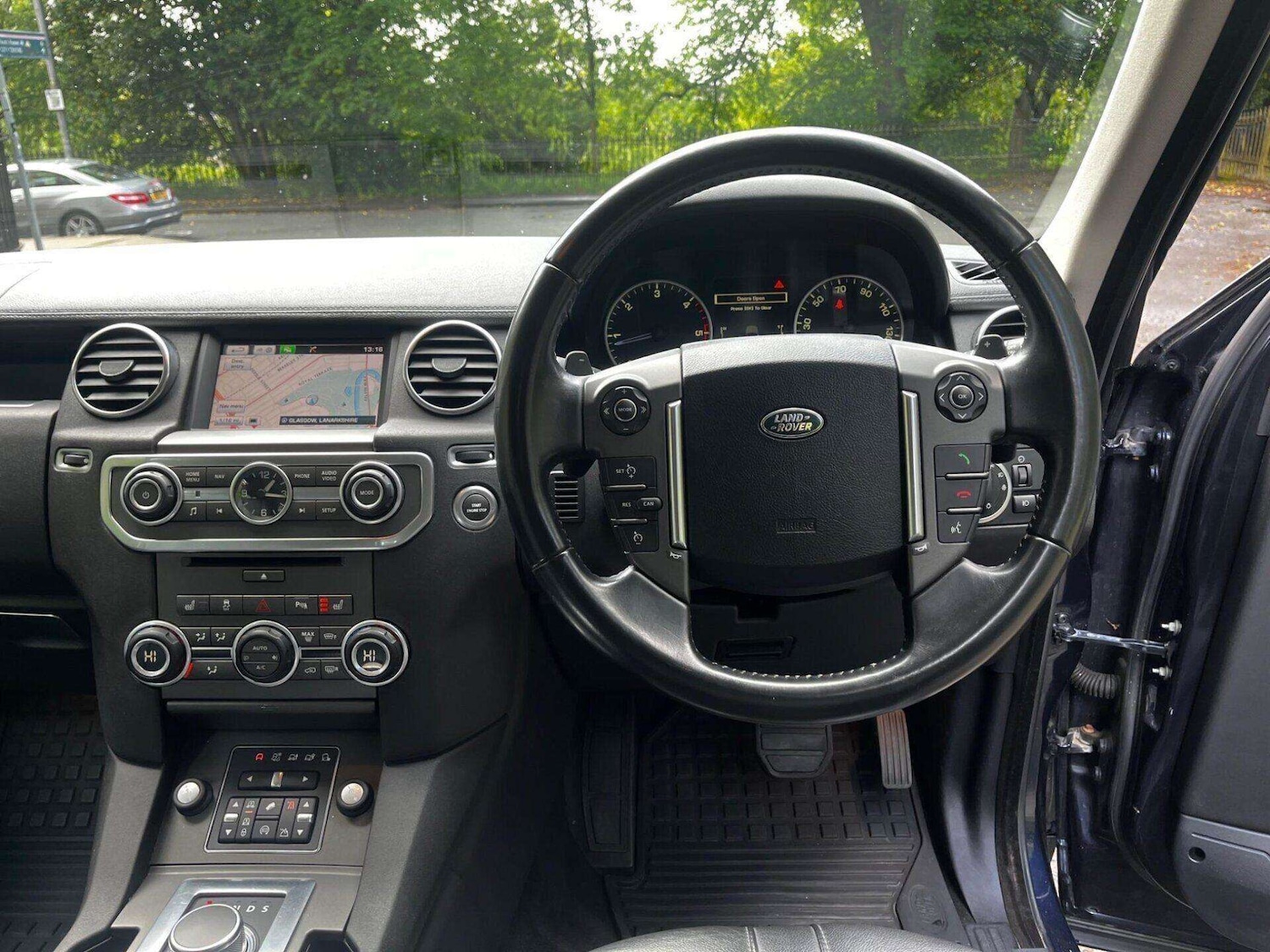 Used Land Rover Discovery 2016 for sale - 76462124: Photo 16