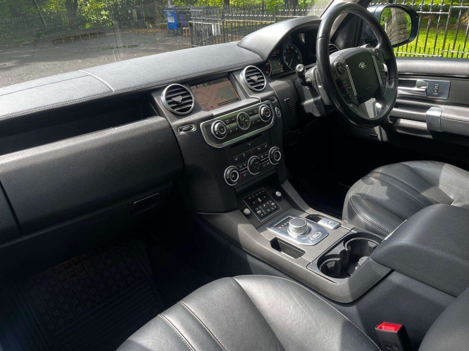 Used Land Rover Discovery 2016 for sale - 76462124: Photo 17