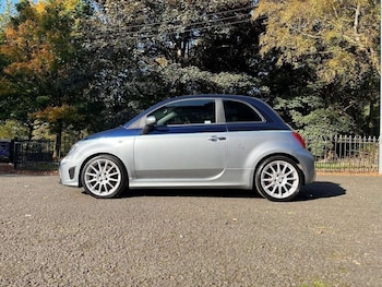 Used Abarth 695 2018 for sale - 77128545: Photo