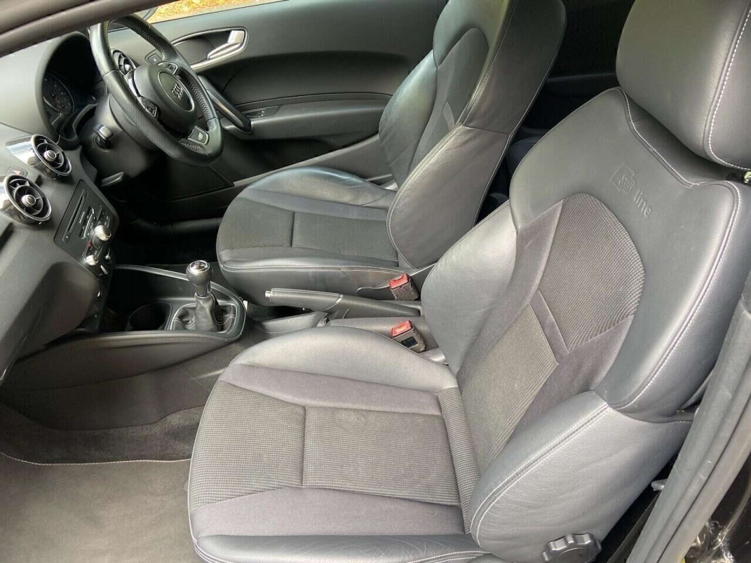 Used Audi A1 2013 for sale - 77128550: Photo 11