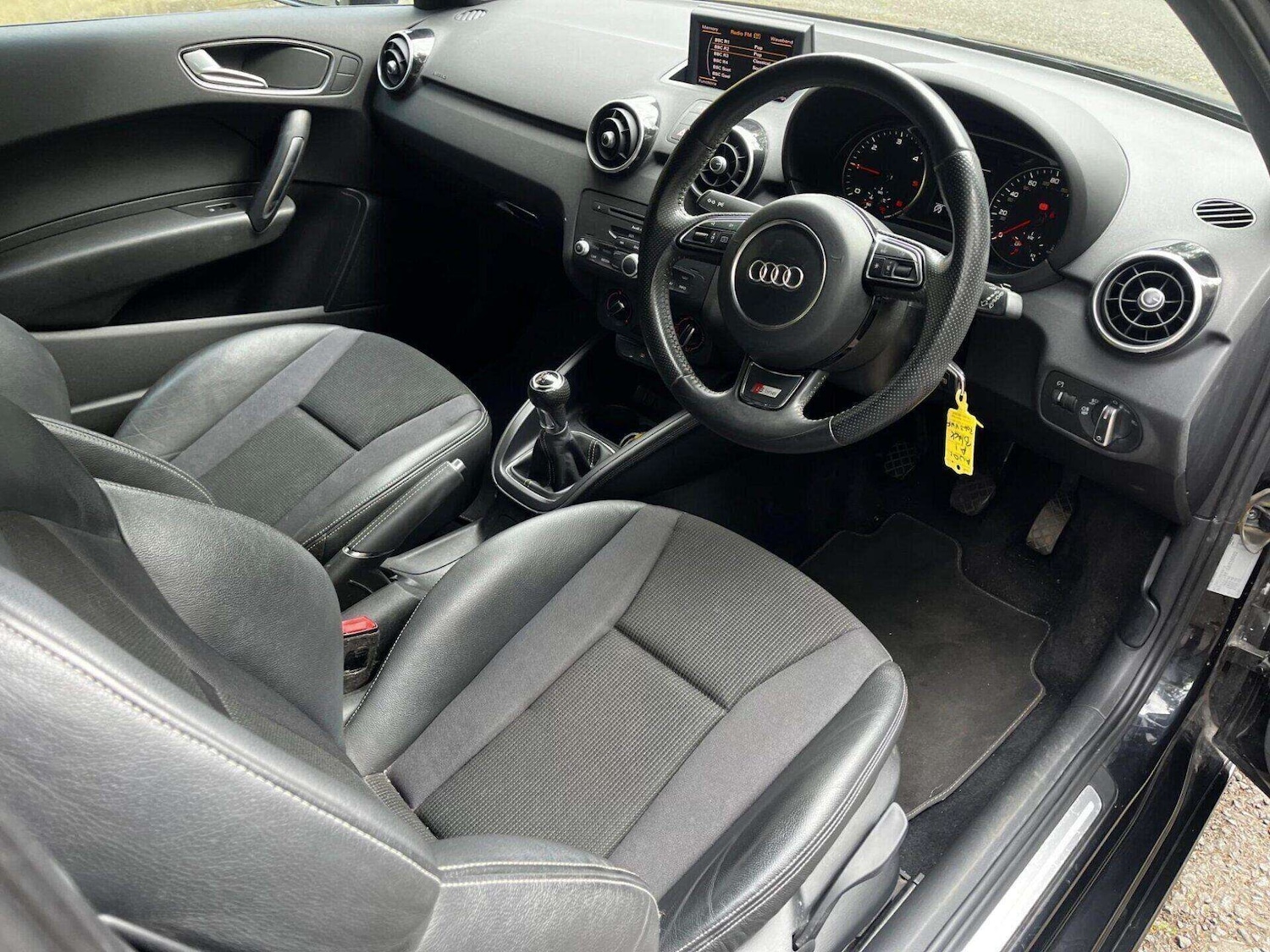 Used Audi A1 2013 for sale - 77128550: Photo 31