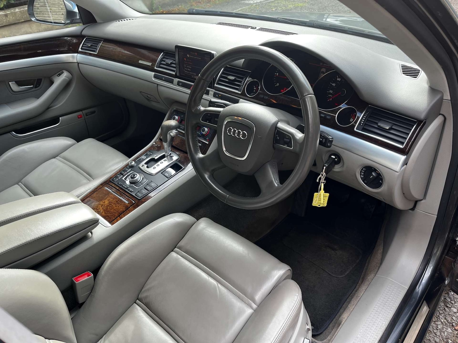 Used Audi A8 2010 for sale - 76462122: Photo 15