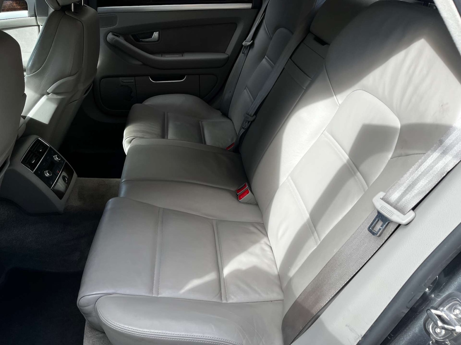 Used Audi A8 2010 for sale - 76462122: Photo 17