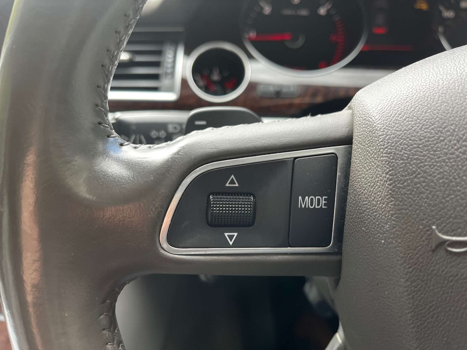 Used Audi A8 2010 for sale - 76462122: Photo 52