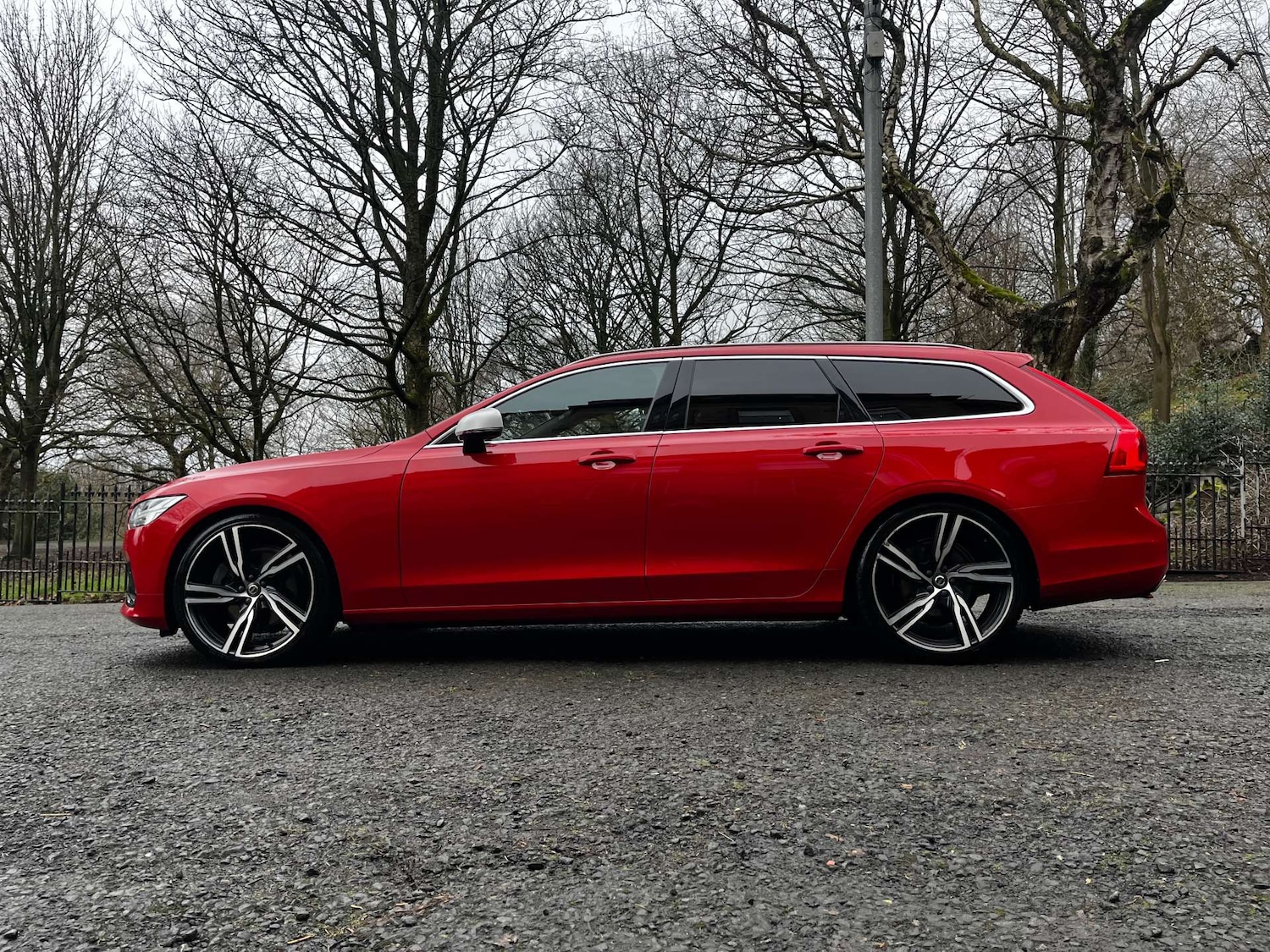 Used Volvo V90 2018 for sale - 77571325: Photo 2