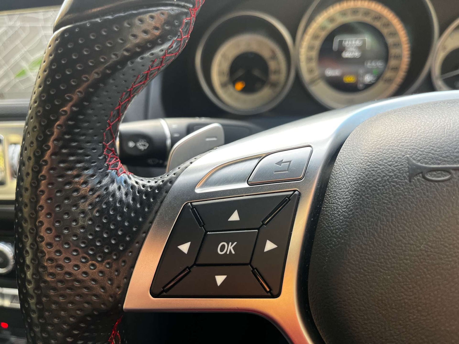 Used Mercedes-Benz E Class 2015 for sale - 77128585: Photo 56