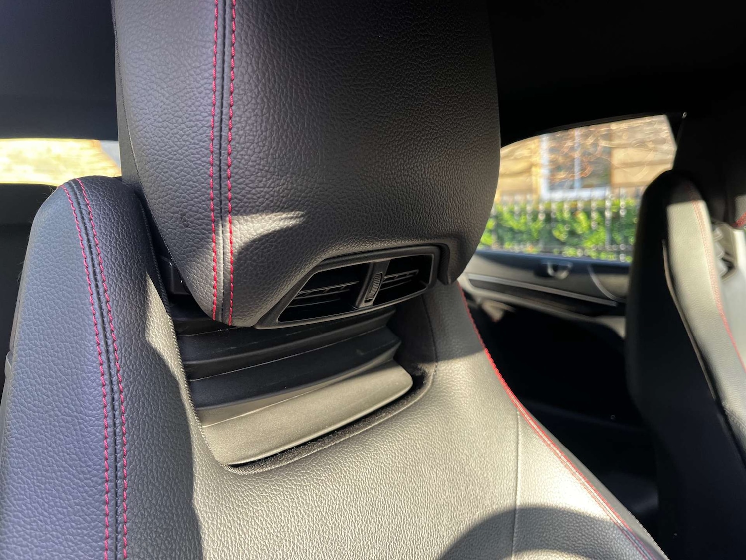 Used Mercedes-Benz E Class 2015 for sale - 77128585: Photo 9