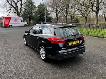 Used Ford Focus 2017 for sale - 78068132: Photo