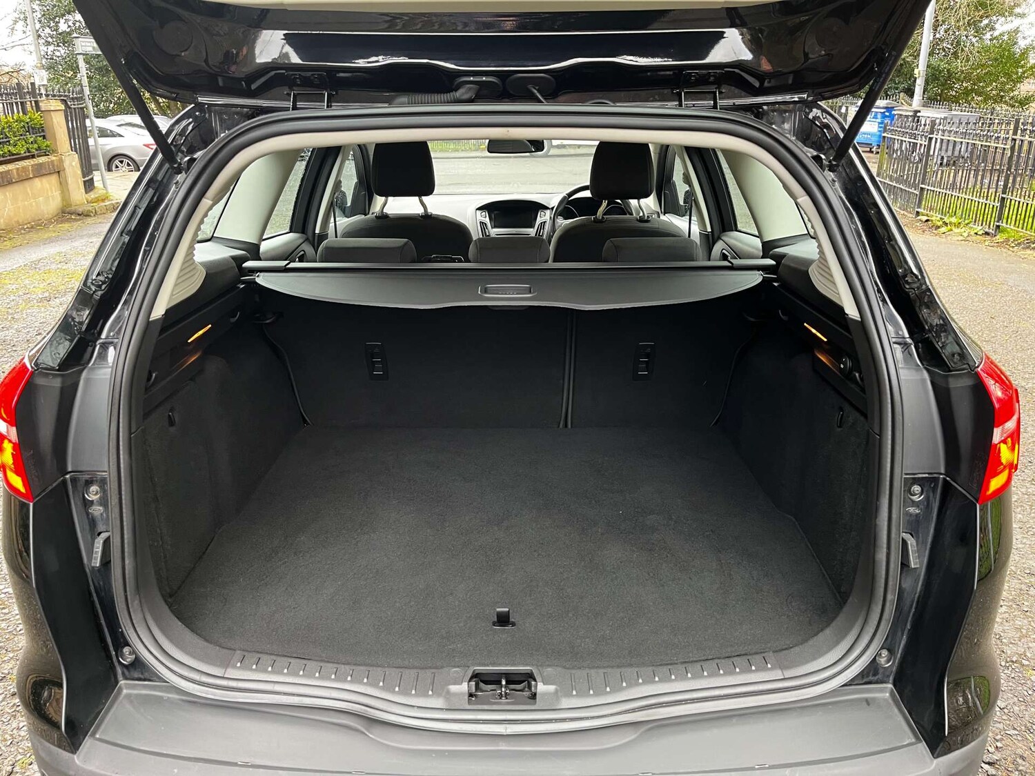 Used Ford Focus 2017 for sale - 78068132: Photo 41