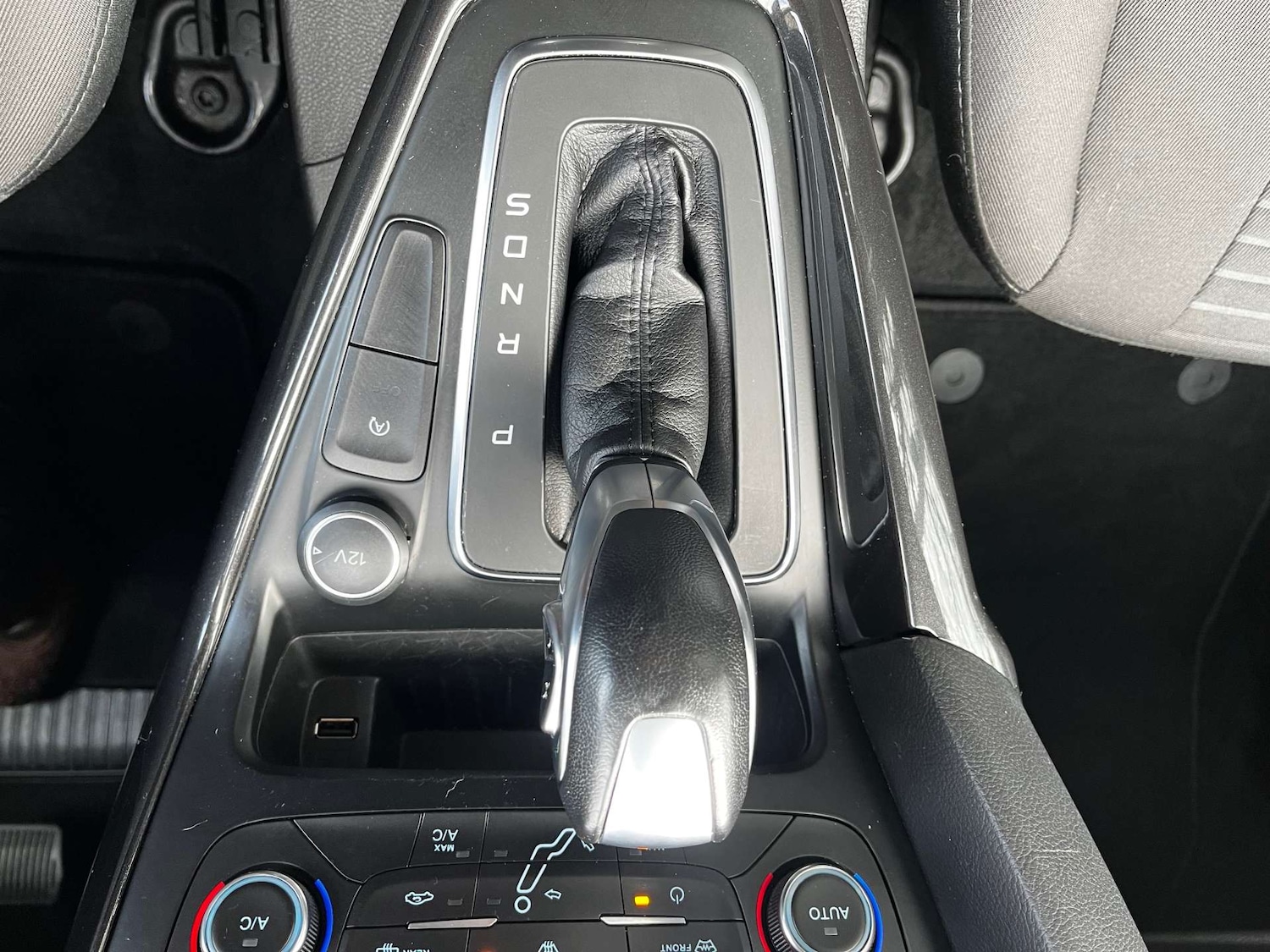 Used Ford Focus 2017 for sale - 78068132: Photo 48